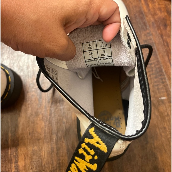 Dr.Martens - Picture 4 of 5